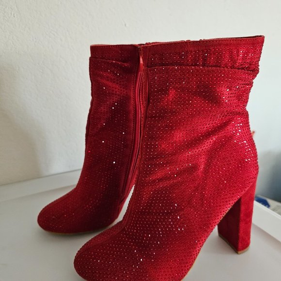 7 1/2 Red sparkly boots - Picture 6 of 6